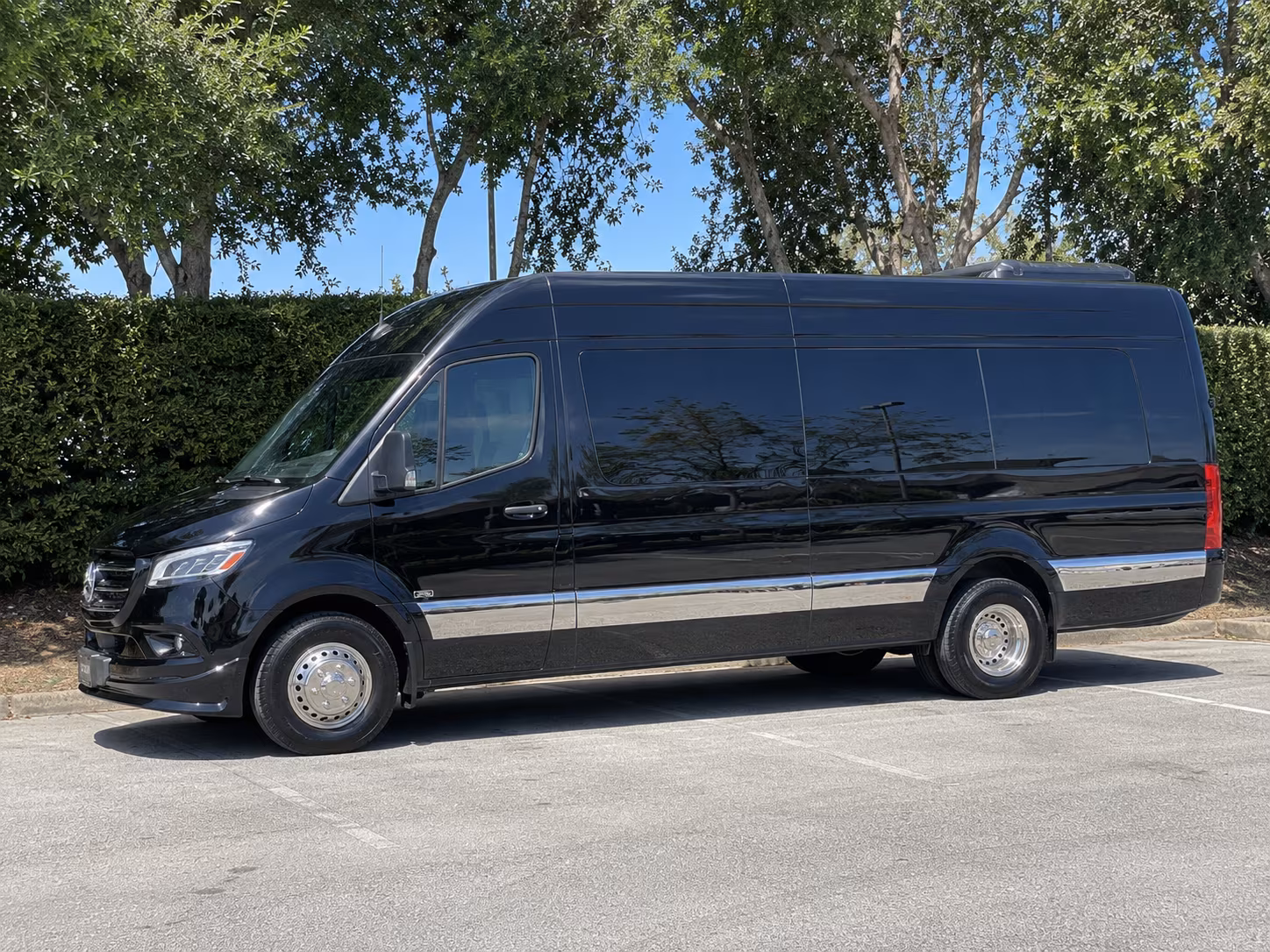 pittsburgh 18 passenger sprinter van