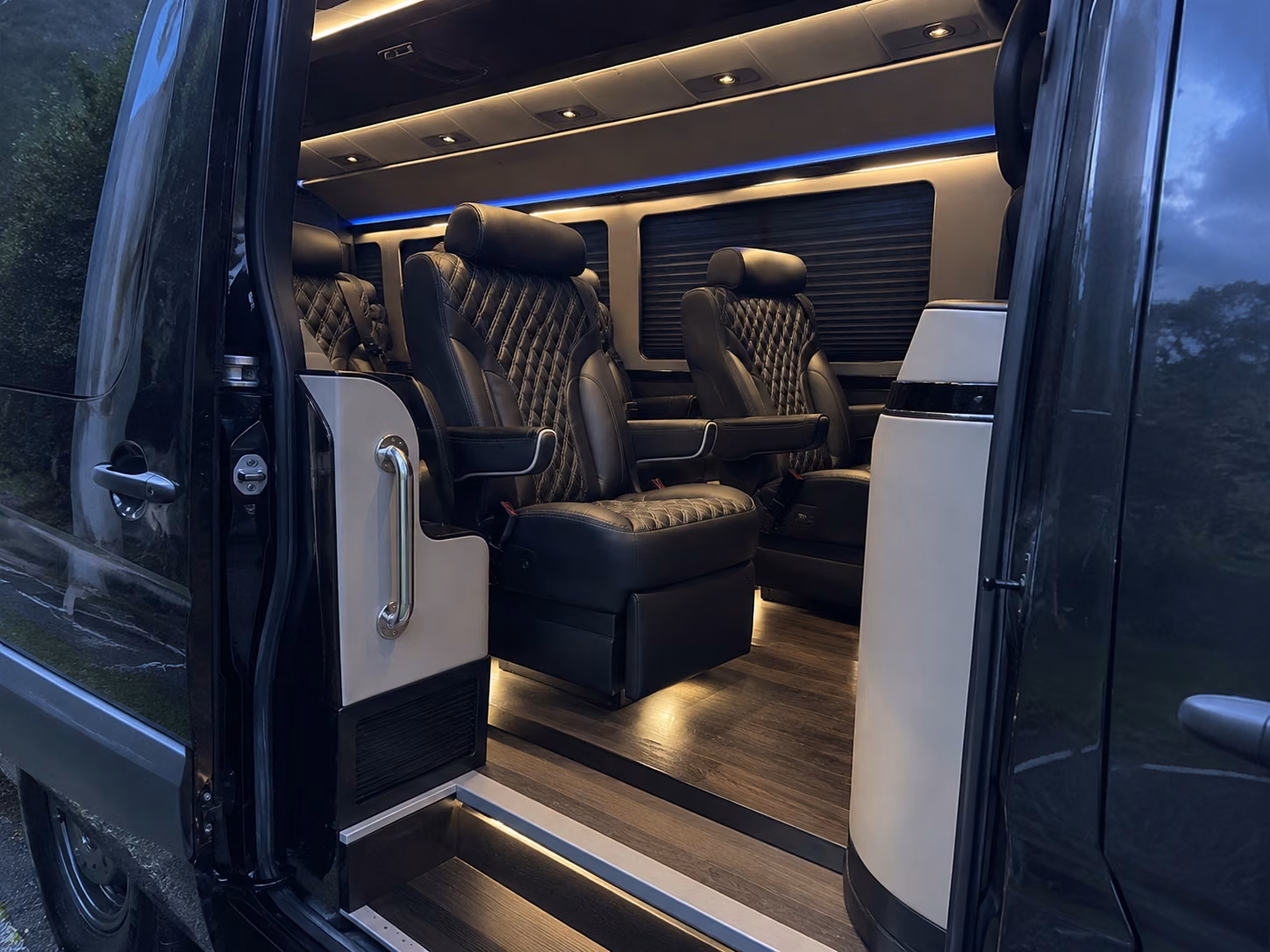 pittsburgh 20 passenger sprinter van interior